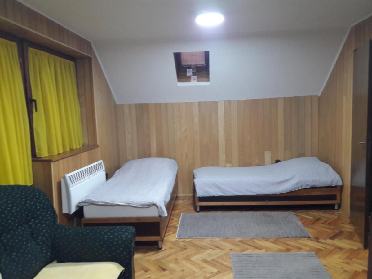 Holiday Home Zbilje Visoko Bagian luar foto