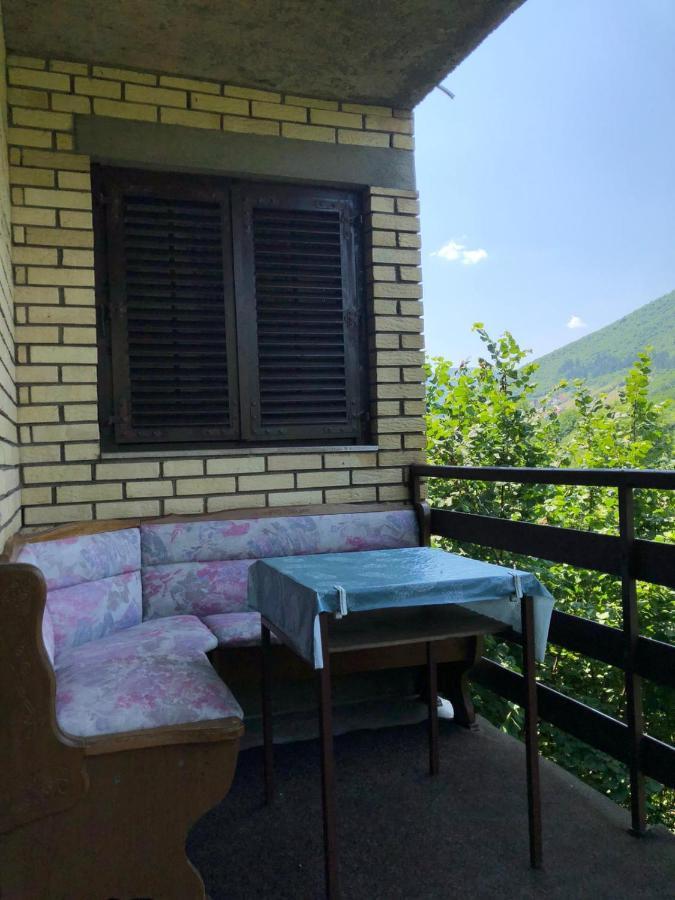 Holiday Home Zbilje Visoko Bagian luar foto